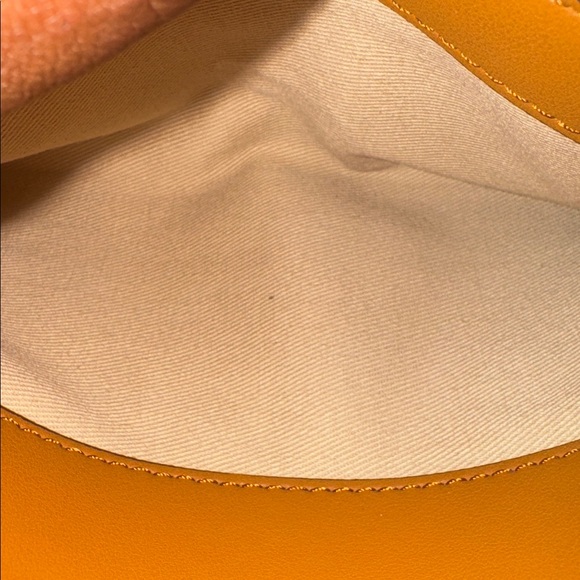 MCM Tan Leather Bag with Logo Pattern - Picture 4 of 6